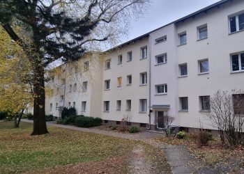 Helles und ruhiges 1-Zimmer Apartment mit Sonnenbalkon, 12279 Berlin, Etagenwohnung